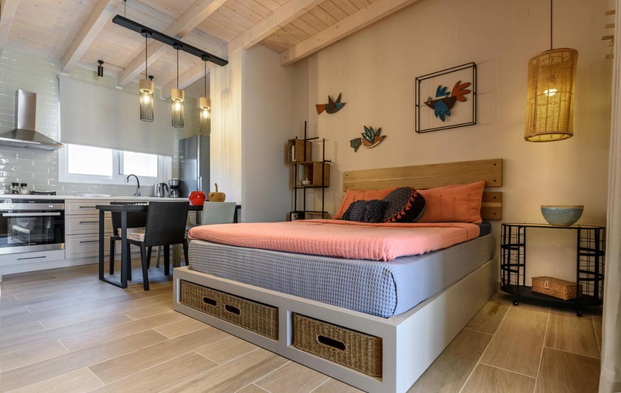 Fiorela'S Casa- A Stylish Loft Apartment In The Heart Of เปรเวซา ภายนอก รูปภาพ