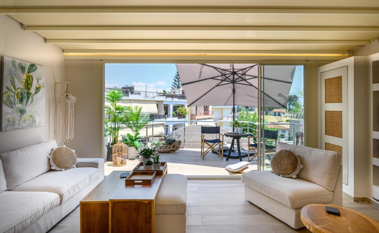 Fiorela'S Casa- A Stylish Loft Apartment In The Heart Of เปรเวซา ภายนอก รูปภาพ